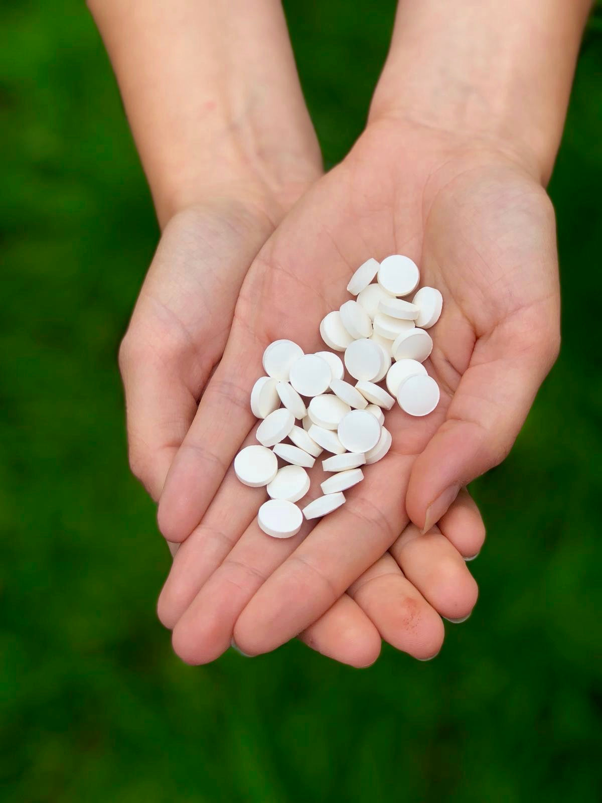 zinc gluconate supplement for hormonal acne skin care